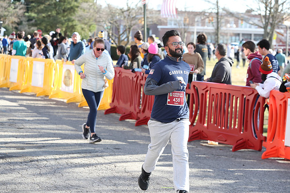 Finish5Mile_2421