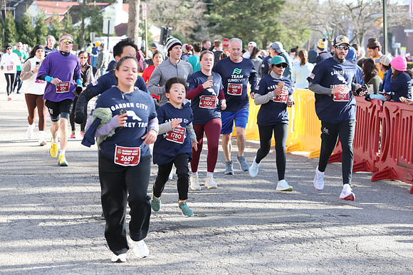 Finish5Mile_2424