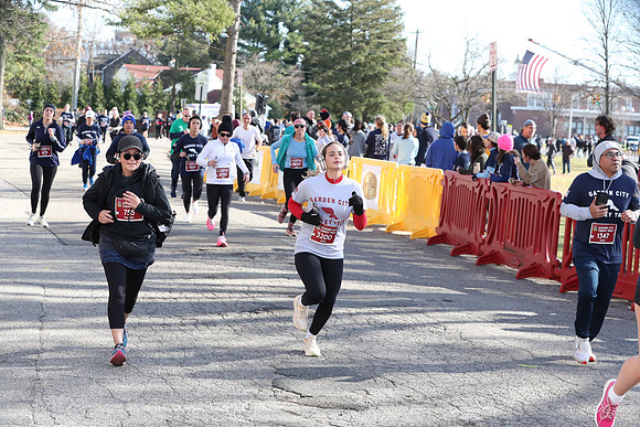 Finish5Mile_2439