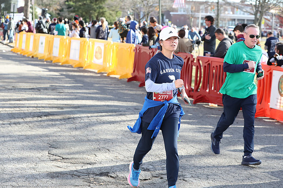 Finish5Mile_2448