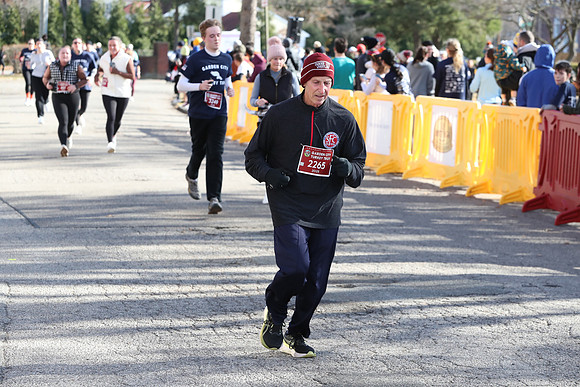 Finish5Mile_2449