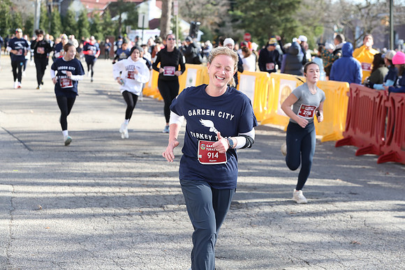 Finish5Mile_2496
