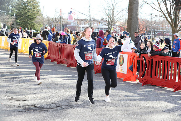 Finish5Mile_2524