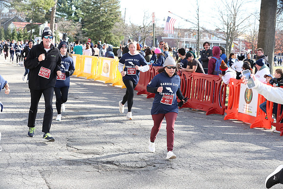 Finish5Mile_2526