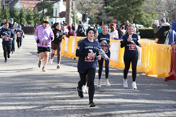 Finish5Mile_2532