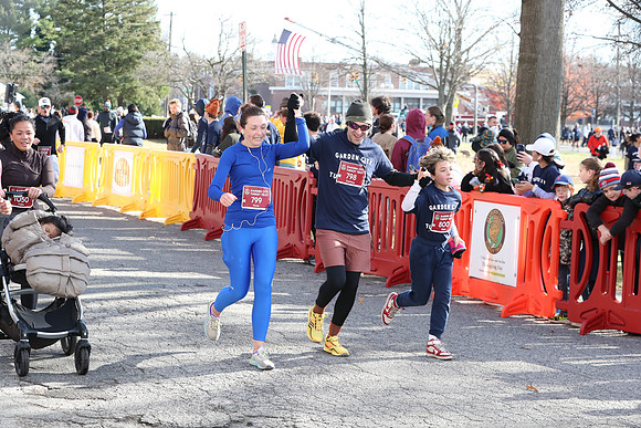 Finish5Mile_2564