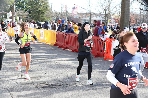 Finish5Mile_2570
