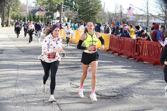 Finish5Mile_2571