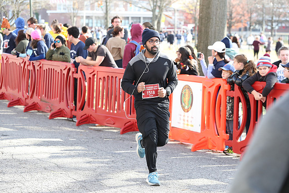 Finish5Mile_2583