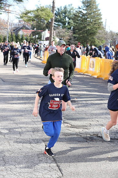 Finish5Mile_2599
