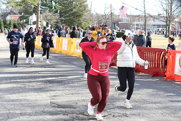 Finish5Mile_2998