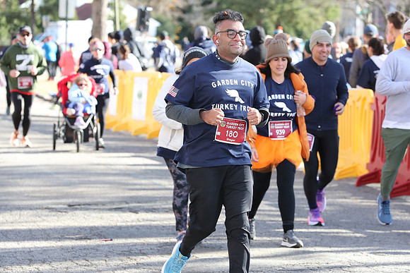 Finish5Mile_3020