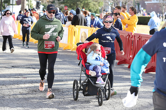 Finish5Mile_3024