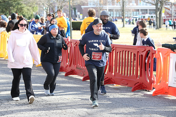 Finish5Mile_3032