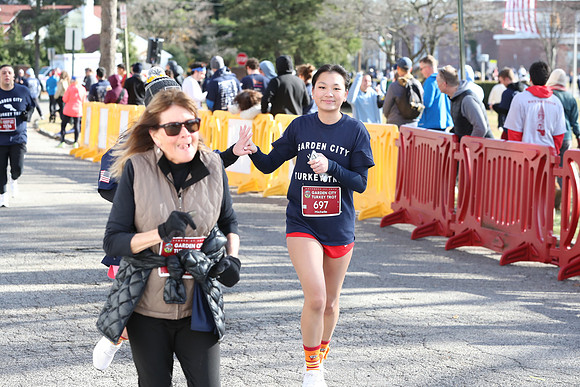 Finish5Mile_3075