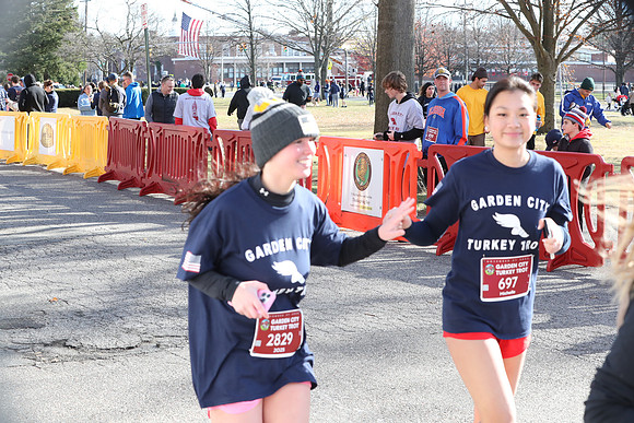 Finish5Mile_3076