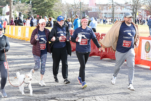 Finish5Mile_3100