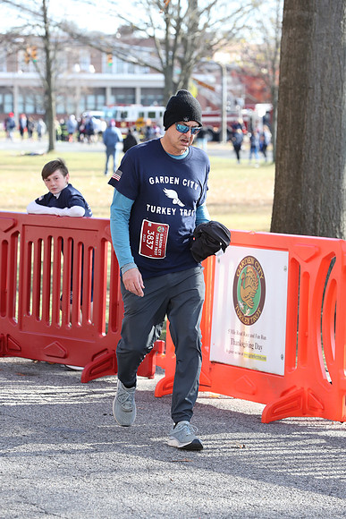 Finish5Mile_3104