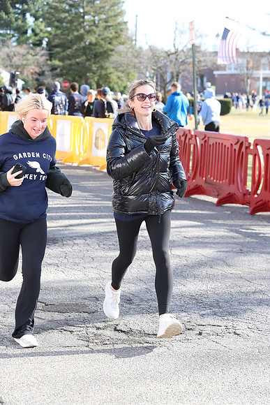 Finish5Mile_3105
