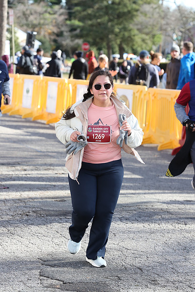 Finish5Mile_3146
