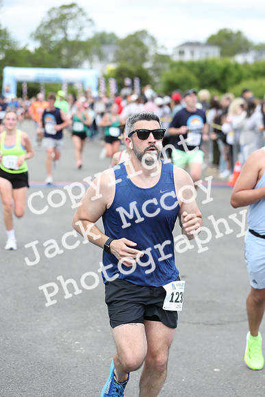 FinishHalf_1026