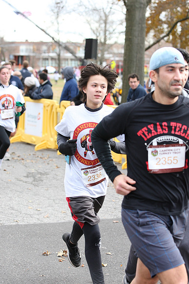 5MileFinish_1210