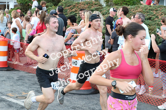 Finish_1057