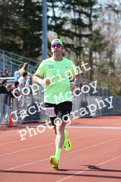 FinishHalf_0200