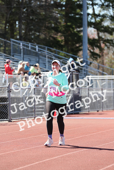 FinishHalf_0823