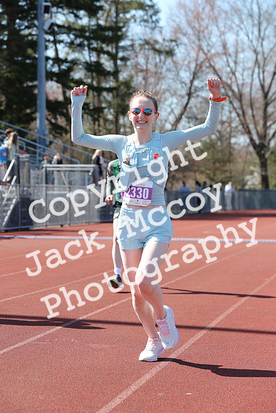 FinishHalf_0300