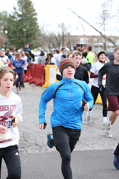 5MileFinish_1493