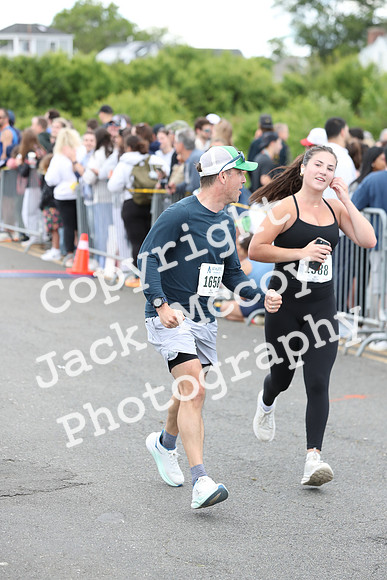 FinishHalf_1850
