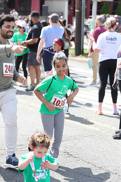 Finish_1057