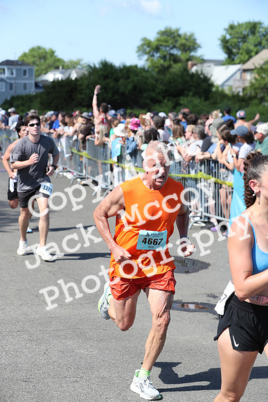FinishHalf_0405