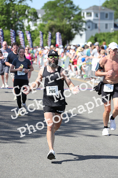 FinishHalf_0573
