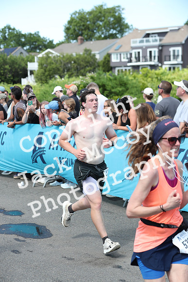 FinishHalf_0801