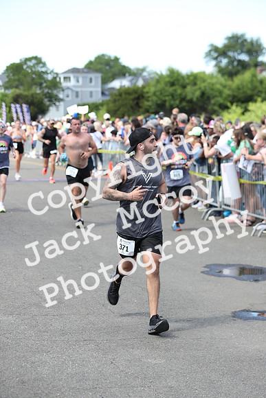 FinishHalf_0800