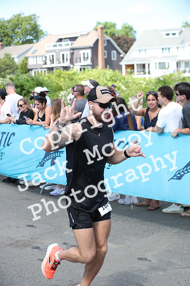 FinishHalf_0811