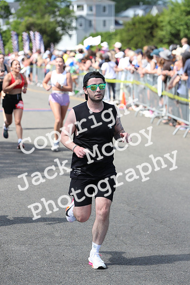FinishHalf_0824