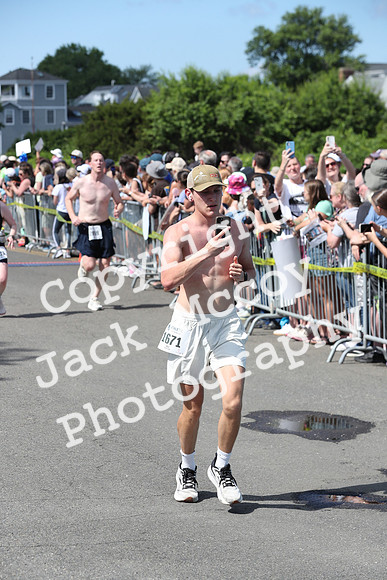 FinishHalf_0821