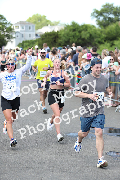 FinishHalf_0854