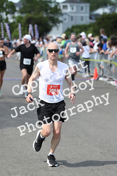FinishHalf_0898