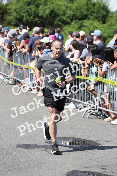 FinishHalf_1142