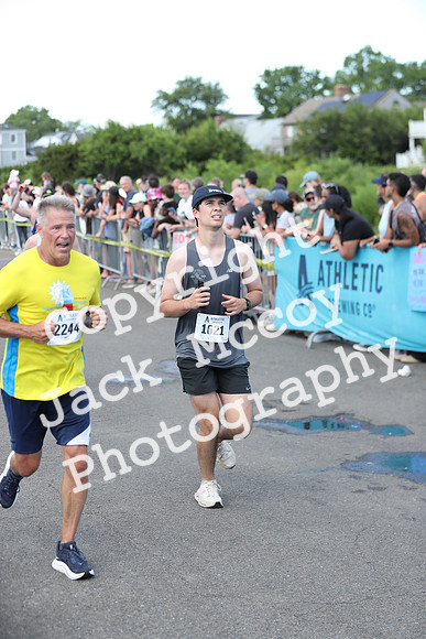 FinishHalf_0941