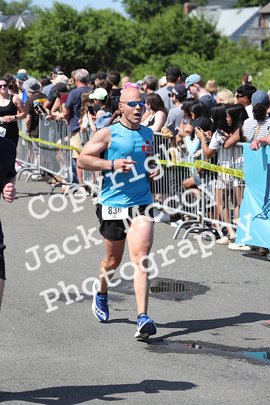 FinishHalf_1166