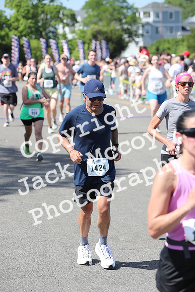 FinishHalf_1200