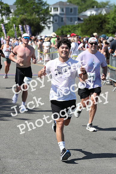 FinishHalf_1236