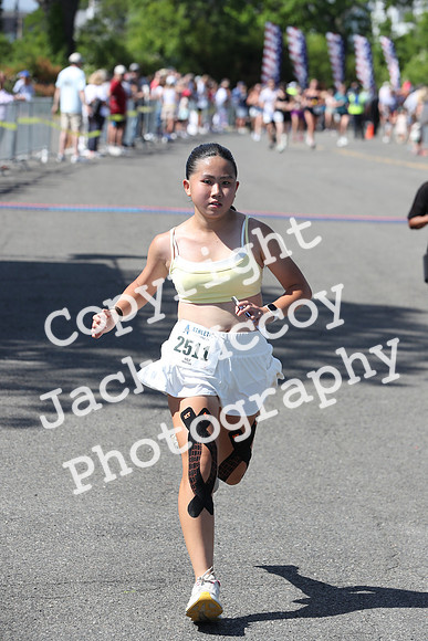 FinishHalf_1238