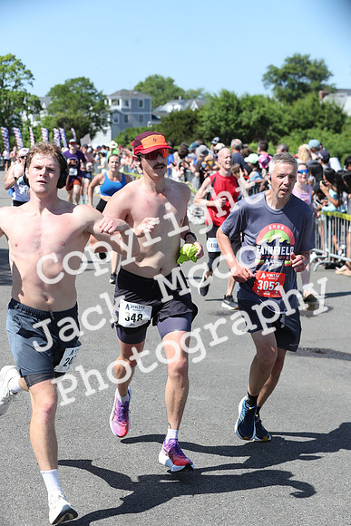 FinishHalf_1303