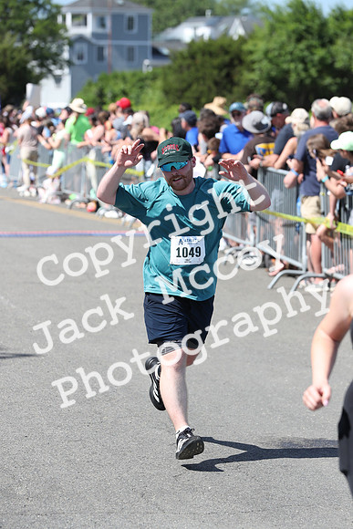 FinishHalf_1330